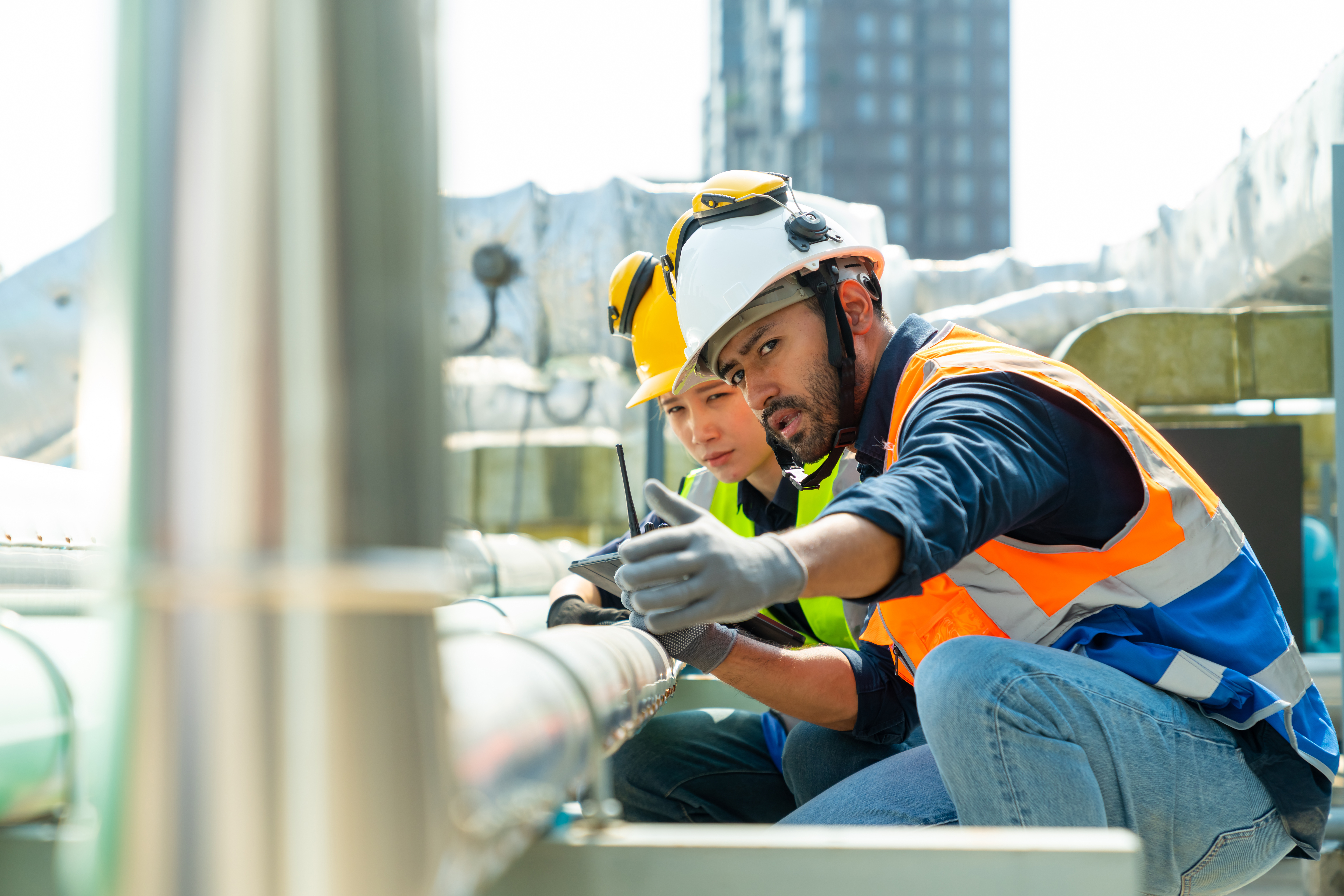 Huoltotyöntekijä/Maintenance Worker