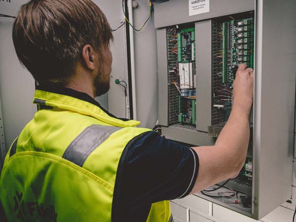 Projektipäällikkö tai projektinhoitaja