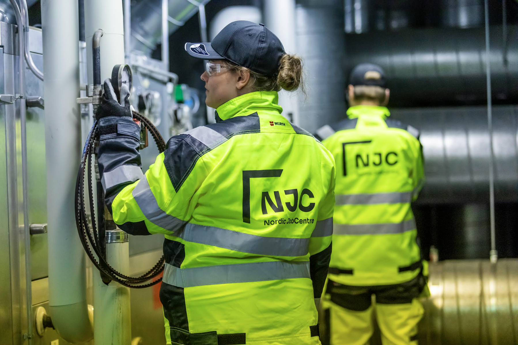 Ilmalämpöpumppuasentaja/kylmäasentaja